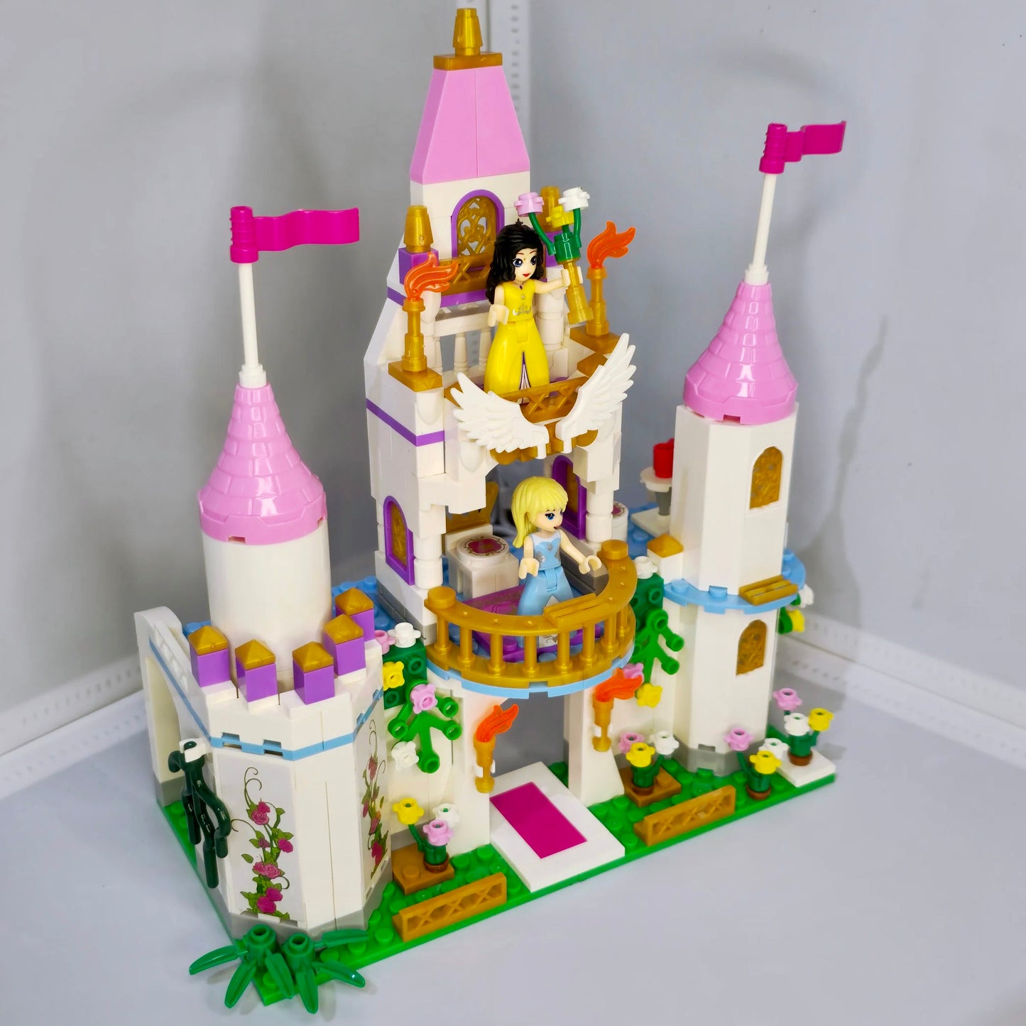 Princess Castle Building Blocks Set 356pcs Girls Toy with Dolls