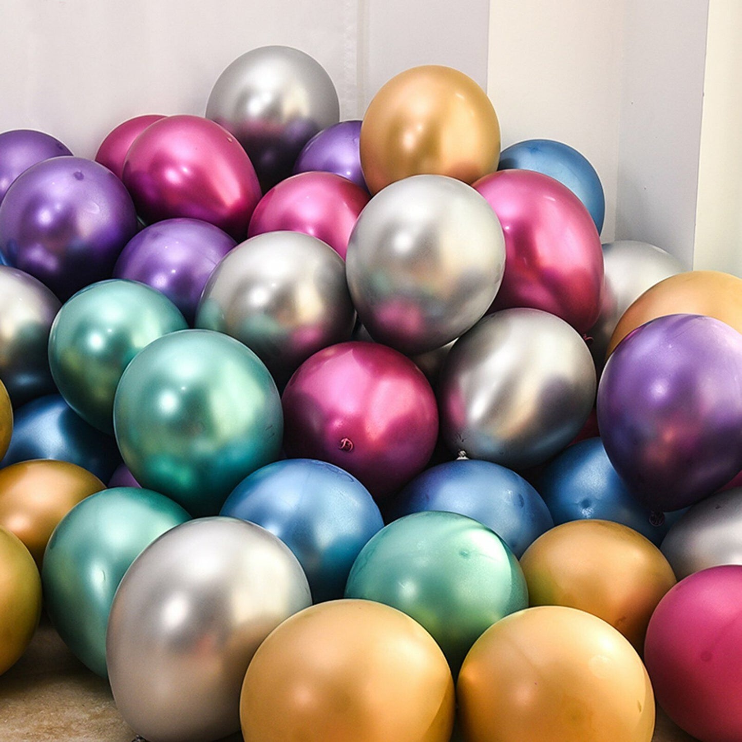 100 PCS Colourful Metallic Mini Balloons Party Decorations