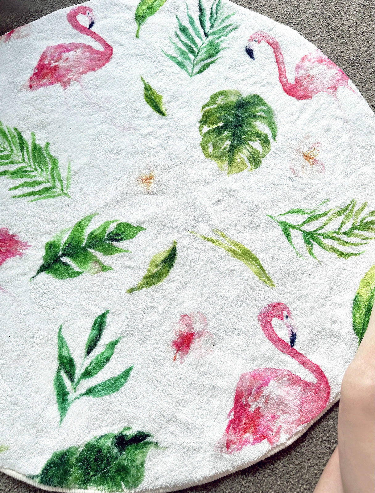 Lush Plush Infinity Round Tropical Rug