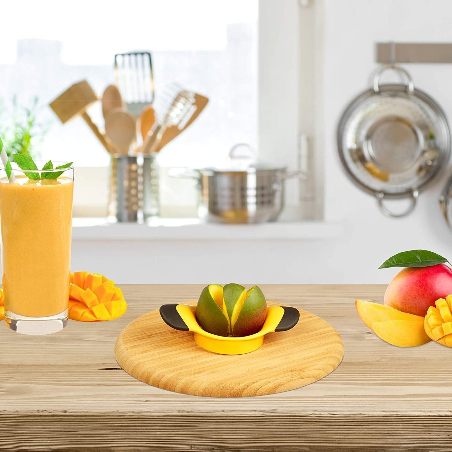Easy Slicer Mango Cutter Corer Peeler Kitchen Gadget Tool