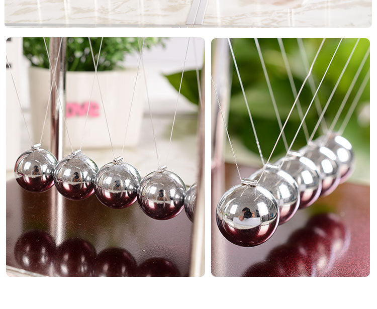 Newton's Cradle Pendulum Balls Perpetual Motion Executive Desk Decoration