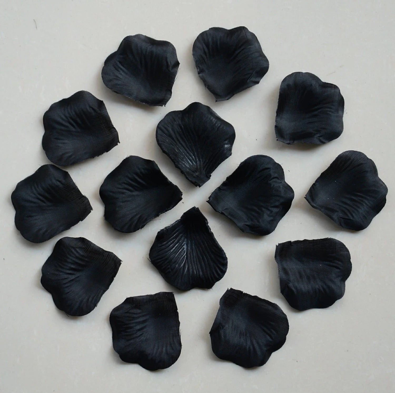 100 Wedding Bridal Flower Rose Petals (Elegant black) - Dshop.com.au