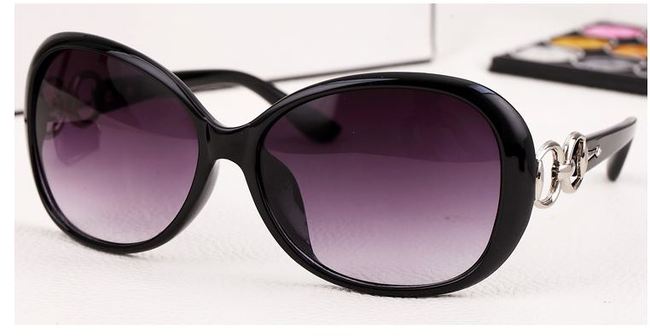 Polarized Ladies Sunglasses with Bonus Case (Black) - Dshop.com.au