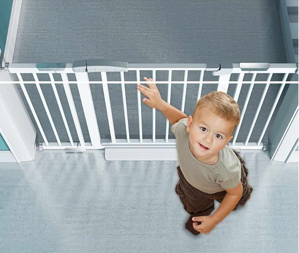 Baby Pet Child Safety Door Barrier Gate - Dshop.com.au