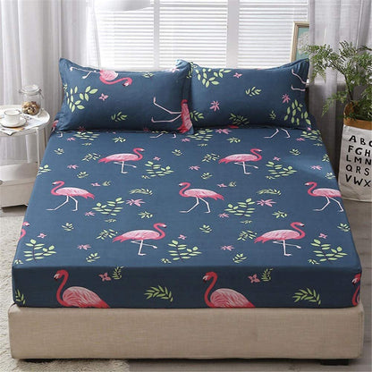 3-Piece Flamingo Bedding Set Fitted Sheet and Pillowcases - Queen Size 150cm