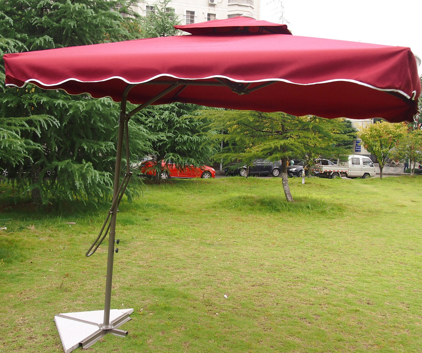 Varossa Large Square Cantilever Outdoor Umbrella Maroon