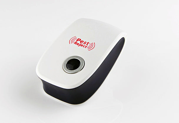 2 x Ultrasonic Pest Repeller