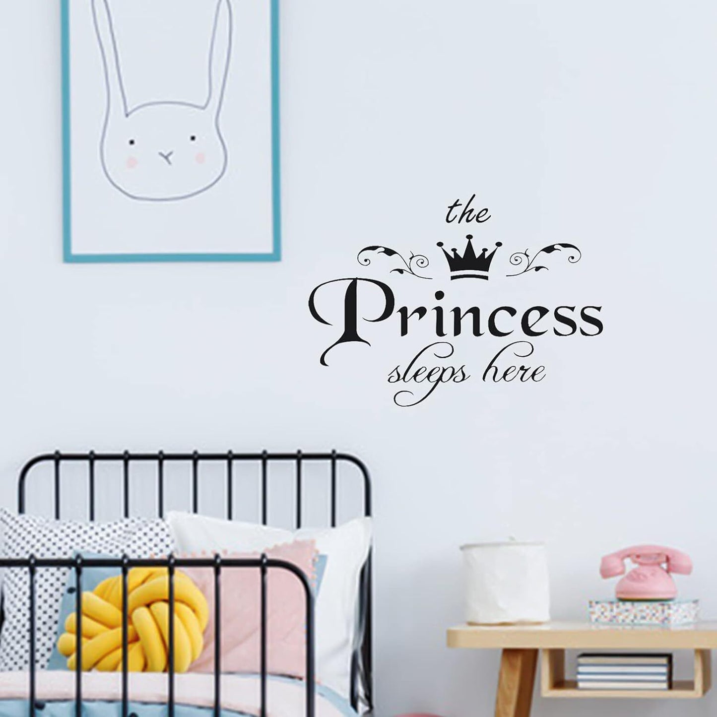 "The Princess Sleeps Here" Wall Stickers Girls Bedroom Decoration Vinyl Decal DIY Decor Mural Art