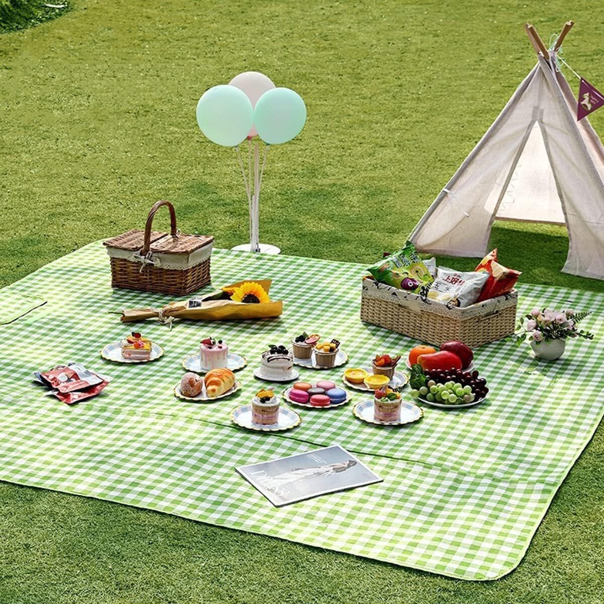 Large Foldable Waterproof Outdoor Picnic Rug Blanket Camping Beach Play Mat (2m x 1.5m, Green)