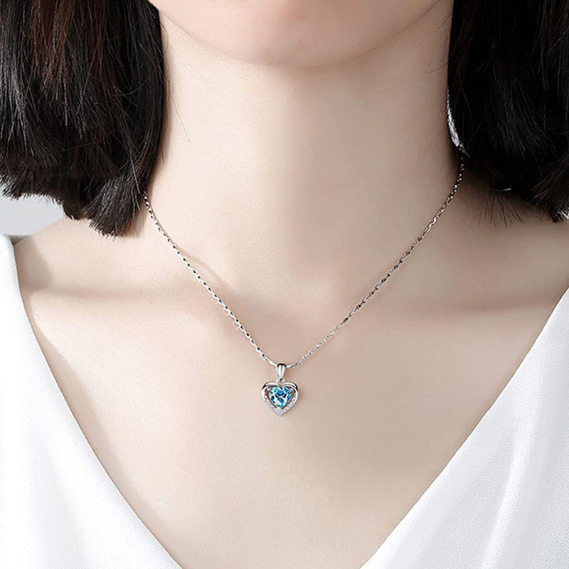 S925 Sterling Silver Eternal Heart Pendant CZ Diamond Necklace (Blue)