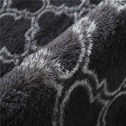 Soft Bedroom/Living Room Comfortable Shag Rug (200 x 140, Black Lattice)