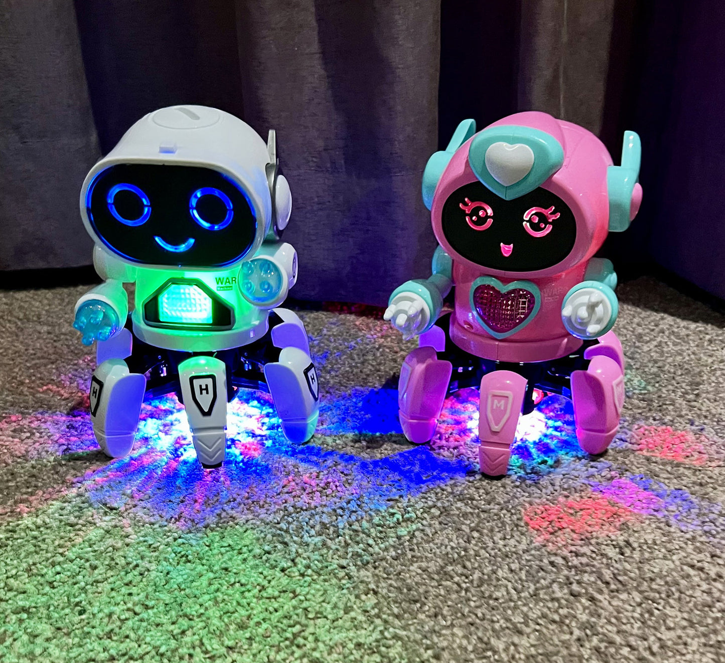 Bot Pioneer Dancing Robot Toy (White)