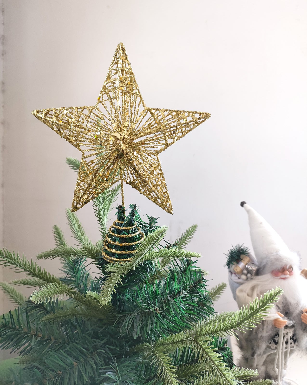 Christmas Tree Topper Golden Star Holiday Decoration Ornament